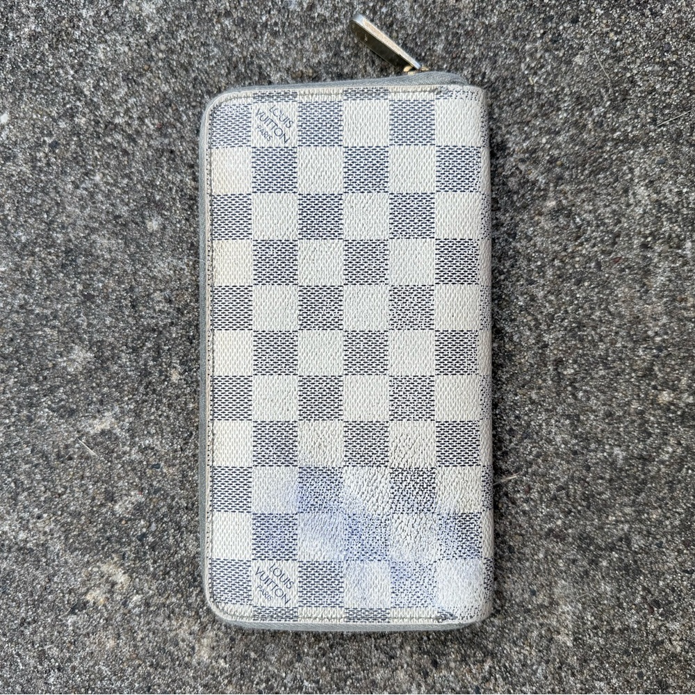Louis Vuitton Gray and White Checkered Wallet